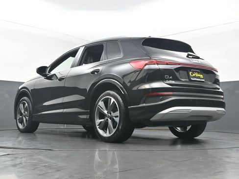 Used 2022 Audi Q4 e-tron Premium Plus w/ Premium Plus AWD/4WD image 52