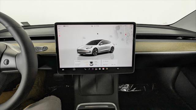 Used 2022 Tesla Model 3 Standard Range RWD image 26