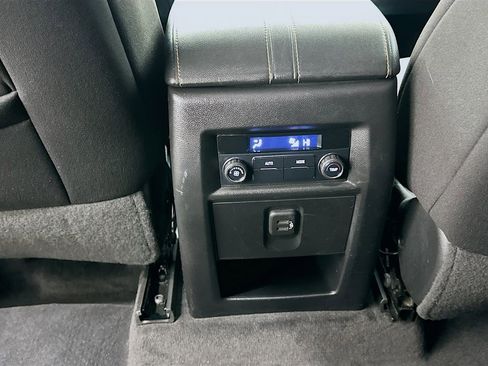 Used 2020 Chevrolet Traverse LT w/ LPO, Cargo Package FWD image 25