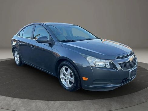 Used 2013 Chevrolet Cruze LT w/ All-Star Edition image 3