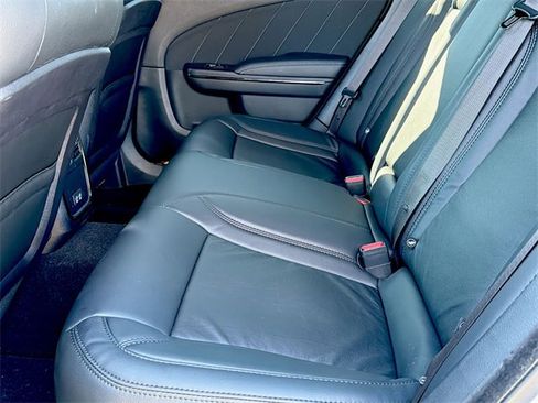 Used 2022 Dodge Charger R/T w/ Blacktop Package image 9