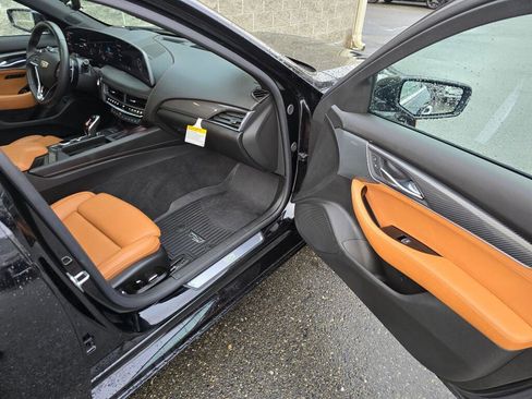 Certified 2025 Cadillac CT5 Premium Luxury w/ Platinum Package AWD/4WD image 19