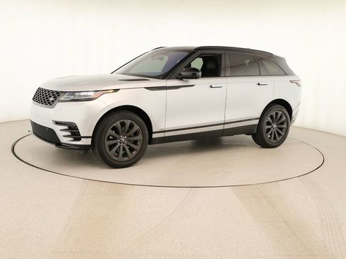 Used 2018 Land Rover Range Rover Velar R-Dynamic SE image 13