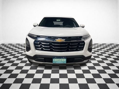 Certified 2025 Chevrolet Equinox LT image 3