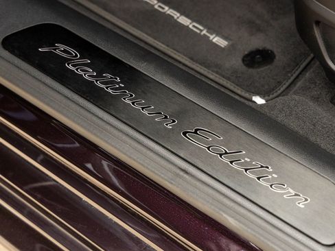 Certified 2022 Porsche Panamera Platinum Edition image 22