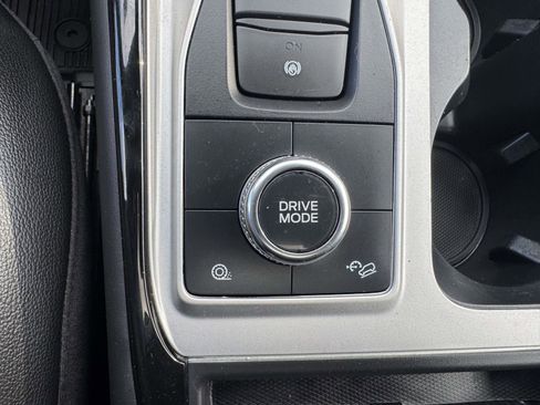 Certified 2023 Ford Explorer ST-Line w/ Class IV Trailer Tow Package image 40