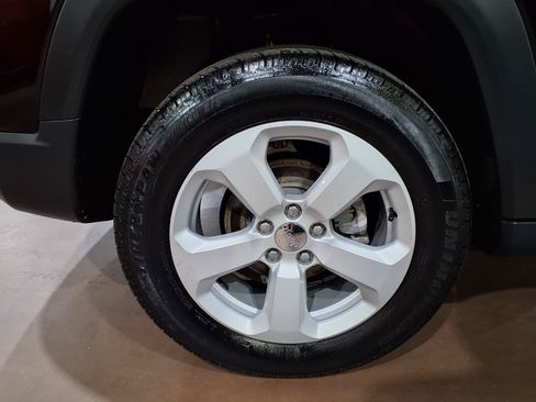 Certified 2020 Jeep Compass Latitude w/ Cold Weather Group AWD/4WD image 20