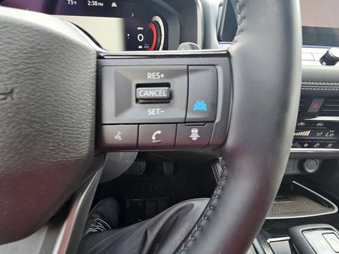 Certified 2025 Nissan Rogue Platinum w/ Platinum Premium Package FWD image 25
