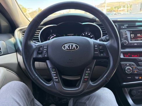 Used 2013 Kia Optima LX w/ Hybrid Convenience Pkg FWD image 11