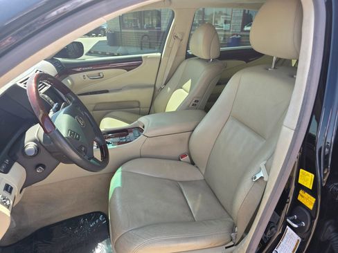 Used 2010 Lexus LS 460 L image 9