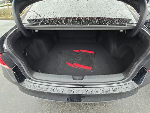 Used 2018 Kia Optima LX w/ 17" Alloy Wheels Package image 11