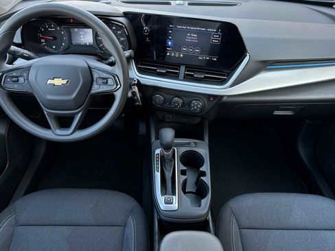 New 2026 Chevrolet Trax LS w/ LS Convenience Package image 8