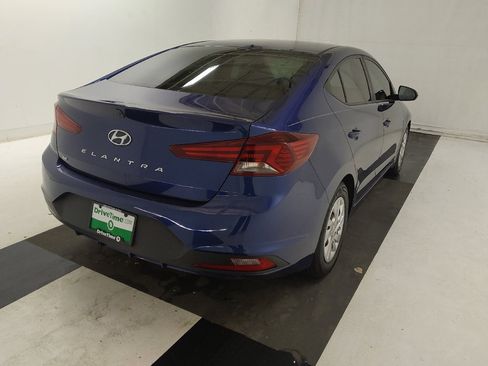 Used 2020 Hyundai Elantra SE FWD image 9