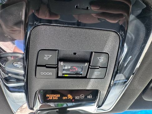 Used 2024 Toyota Venza Nightshade AWD/4WD image 26