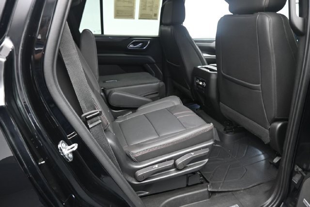 Used 2022 Chevrolet Tahoe RST w/ Luxury Package AWD/4WD image 26