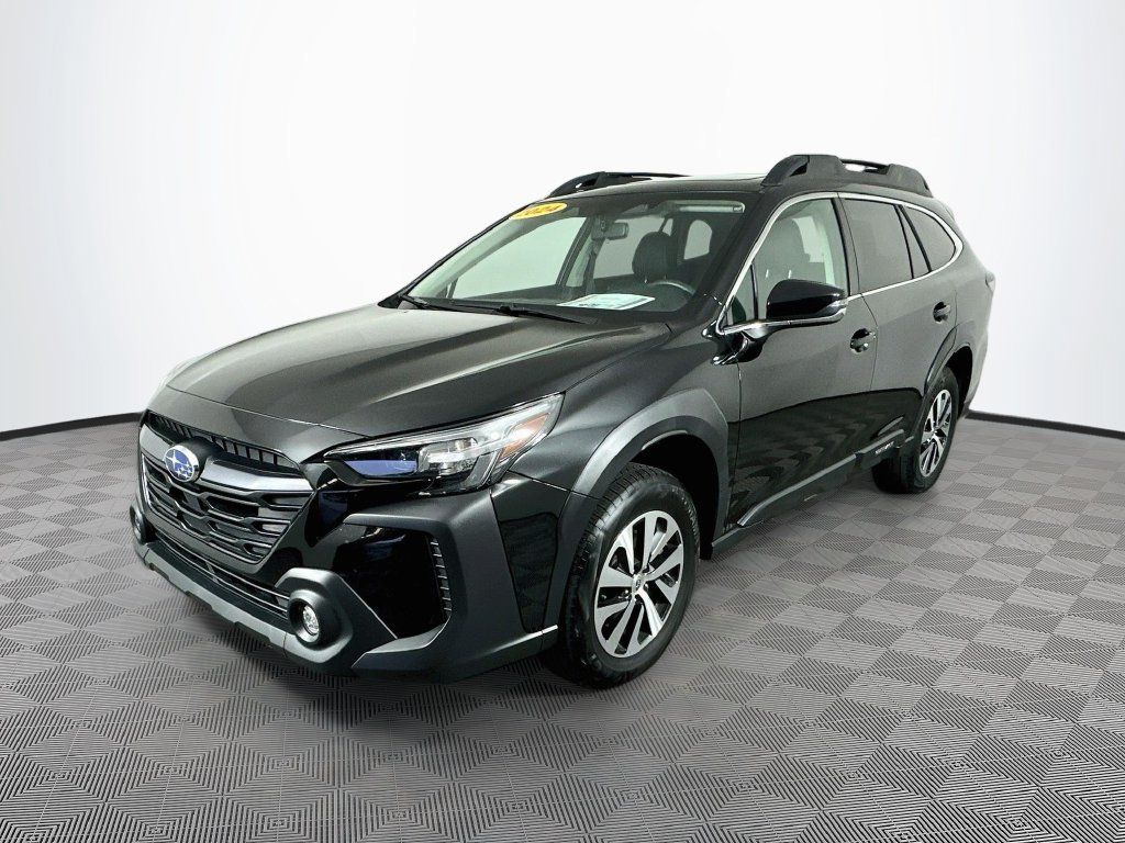 Used 2024 Subaru Outback Premium AWD/4WD image 5
