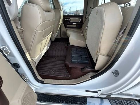 Used 2014 RAM 1500 Laramie w/ Convenience Group image 26