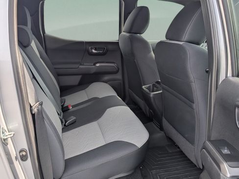 Used 2021 Toyota Tacoma TRD Sport RWD image 13