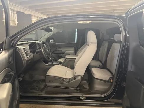Used 2019 Chevrolet Colorado W/T w/ Custom Special Edition RWD image 11