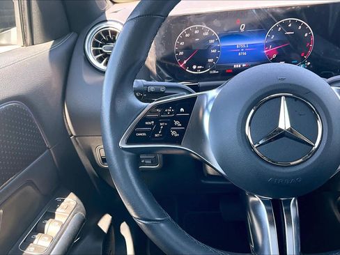 Certified 2025 Mercedes-Benz GLA 250 image 24