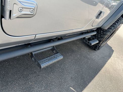 Used 2018 Jeep Wrangler Unlimited Sport S AWD/4WD image 34