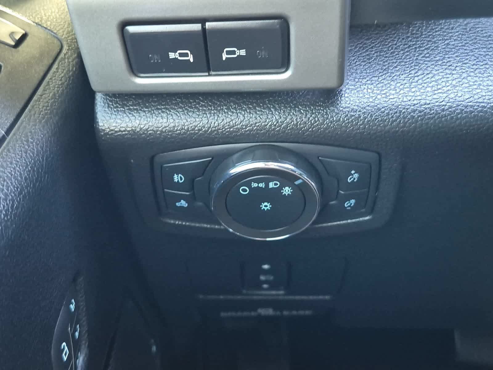 Used 2020 Ford F250 Lariat AWD/4WD image 26