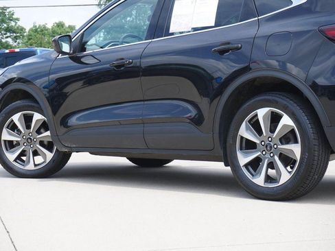 Used 2024 Ford Escape Platinum AWD/4WD image 13