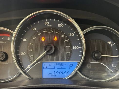 Used 2014 Toyota Corolla LE image 26