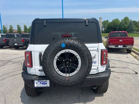 New 2025 Ford Bronco Badlands image 6