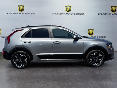 Used 2025 Kia Niro Wind FWD image 6
