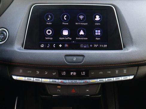 Used 2023 Cadillac XT4 Sport FWD image 16