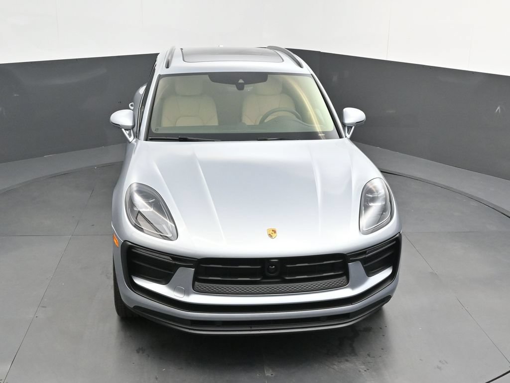 New 2026 Porsche Macan AWD/4WD image 33