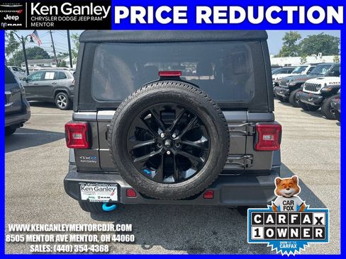Certified 2023 Jeep Wrangler Unlimited Sahara AWD/4WD image 9