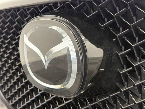 Used 2017 MAZDA MAZDA3 Grand Touring w/ Premium Equipment Package image 12