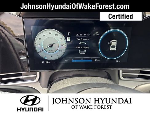 Used 2025 Hyundai Elantra Limited FWD image 26