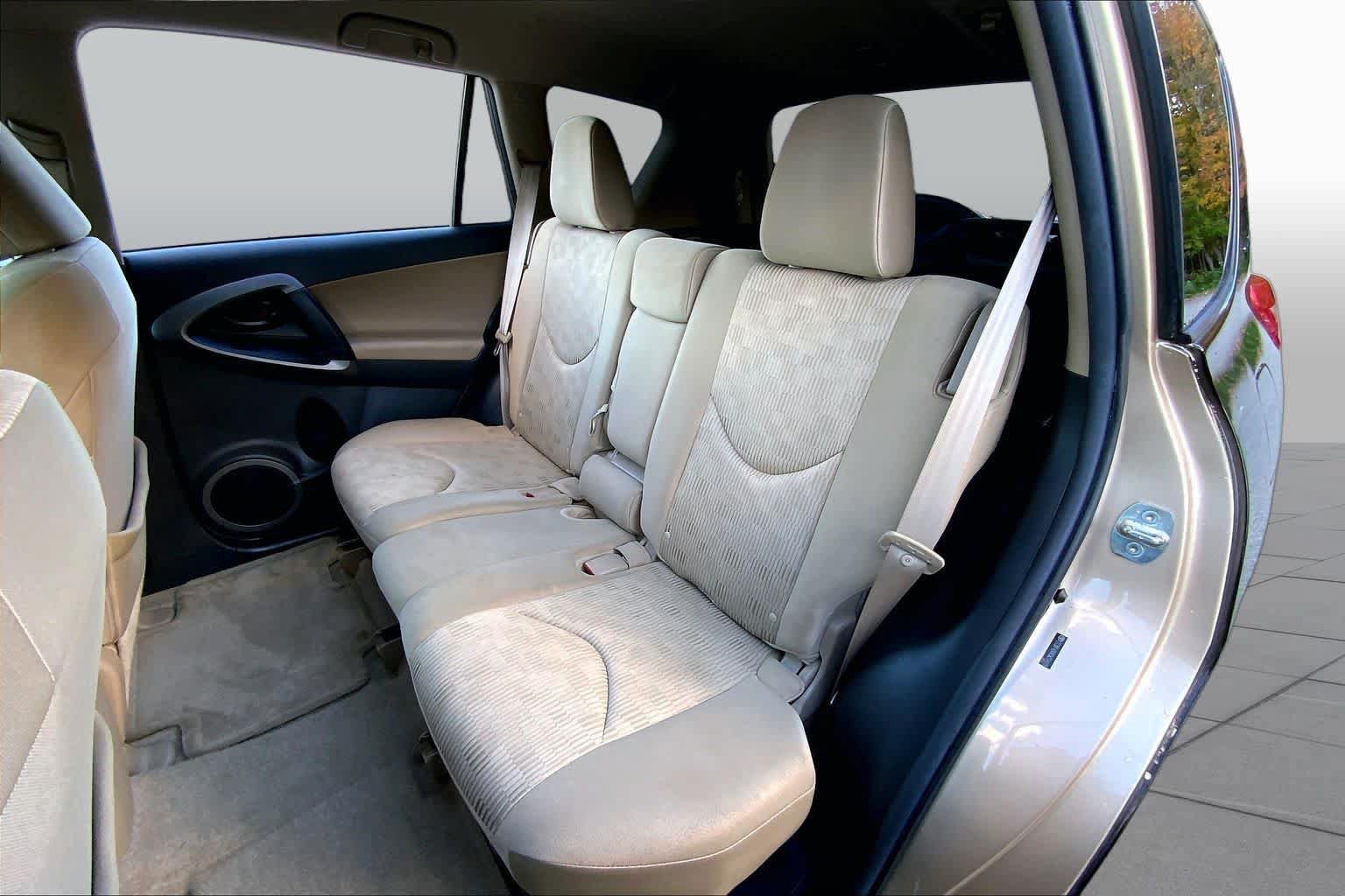 Used 2012 Toyota RAV4 4WD w/ Value Pkg image 20