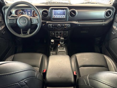 Used 2023 Jeep Gladiator Sport AWD/4WD image 20