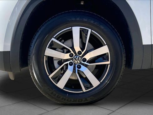 Used 2023 Volkswagen Atlas SE AWD/4WD image 11