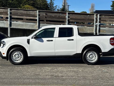 Used 2025 Ford Maverick XL w/ Equipment Group 102A image 7