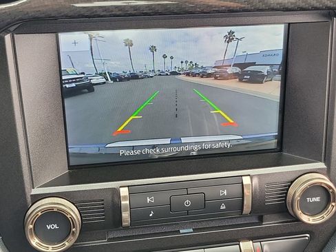 Used 2020 Ford Mustang Shelby GT500 w/ Technology Package RWD image 11