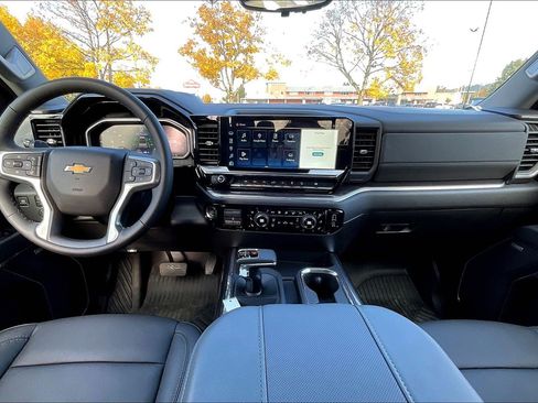 New 2026 Chevrolet Silverado 1500 LTZ w/ LTZ Premium Package image 5