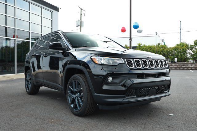 New 2026 Jeep Compass Latitude AWD/4WD image 3