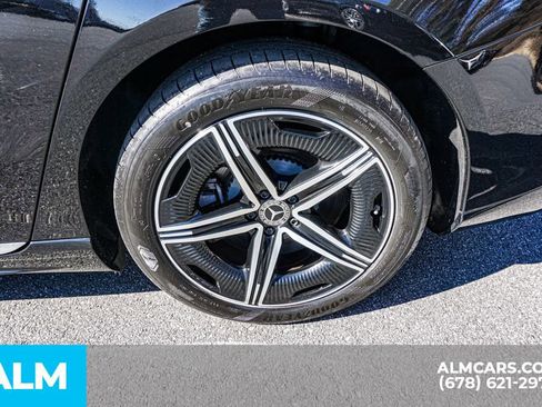 Used 2022 Mercedes-Benz EQS 580 4MATIC Sedan image 17