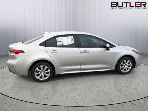 New 2026 Toyota Corolla LE FWD image 7