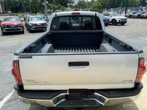 Used 2005 Toyota Tacoma 2WD Access Cab image 4