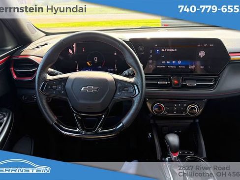 Used 2024 Chevrolet TrailBlazer RS AWD/4WD image 5