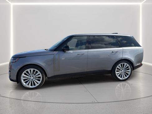 Used 2024 Land Rover Range Rover Long Wheelbase SE AWD/4WD image 7