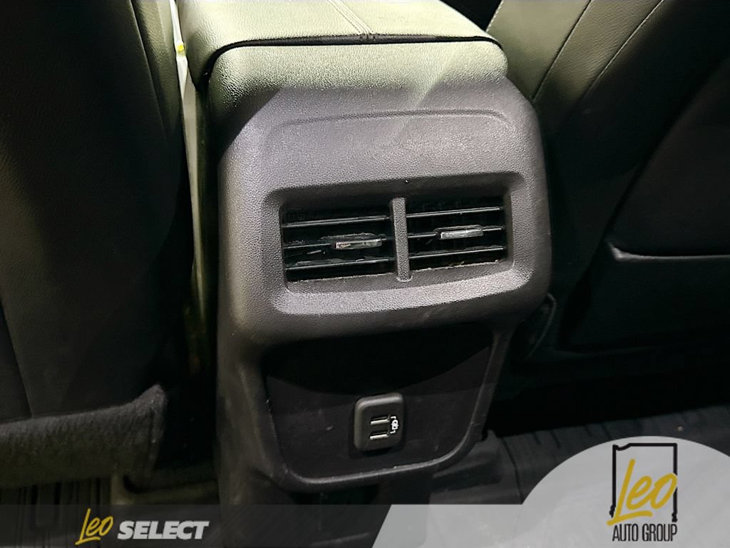 Used 2024 GMC Terrain SLT w/ LPO, Floor Liner Package AWD/4WD image 27