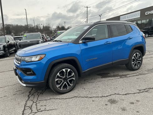 Used 2022 Jeep Compass Limited image 8