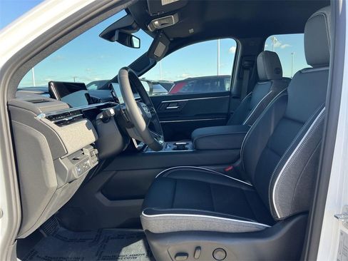 New 2026 GMC Sierra EV Elevation image 23